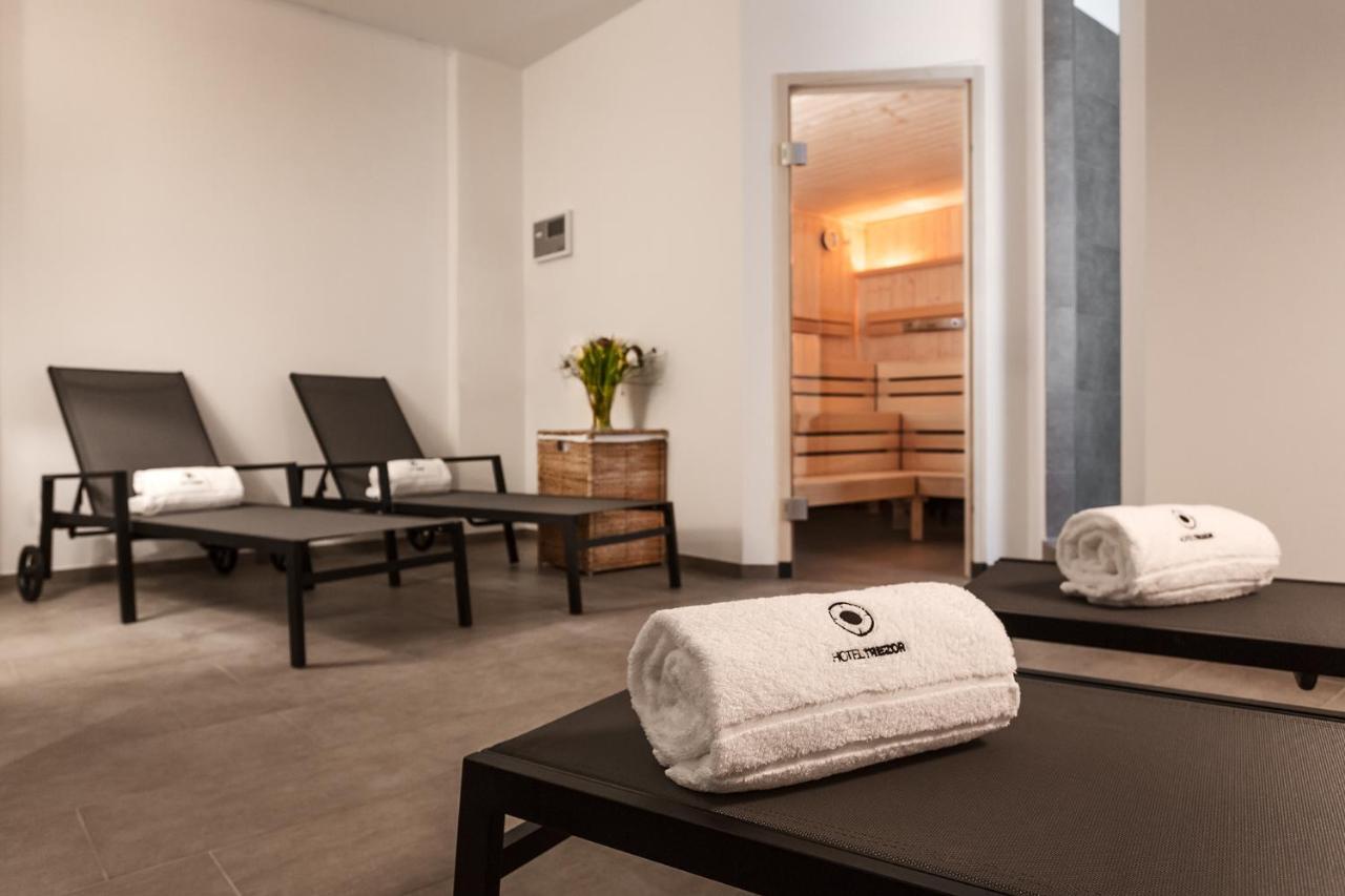 Hotel Trezor 징엔 외부 사진