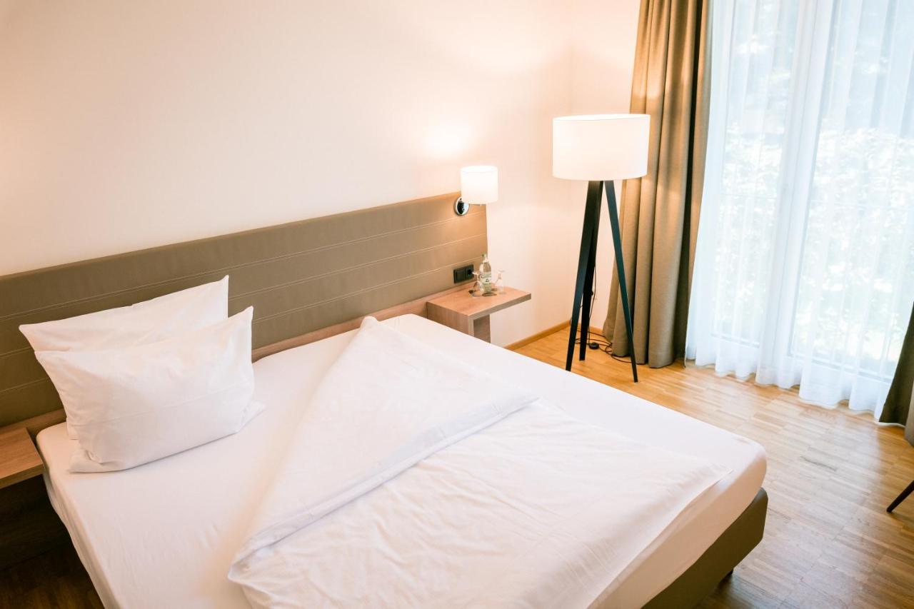 Hotel Trezor 징엔 외부 사진